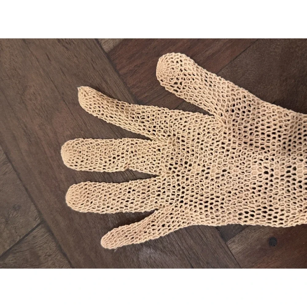 Vintage Women Crotched Cotton Gloves‎ Bracelet Length Edwardian to pre 60s Style